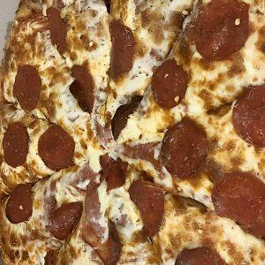 Canadian EH! Pizza